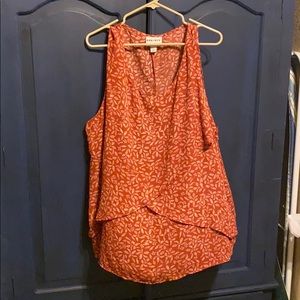 Sleeveless blouse